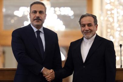 Dışişleri Bakanı Fidan İranlı mevkidaşı Arakçi ile görüştü