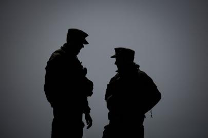 Norveç Grönland'ı ABD'ye karşı 2 askerle savunacak