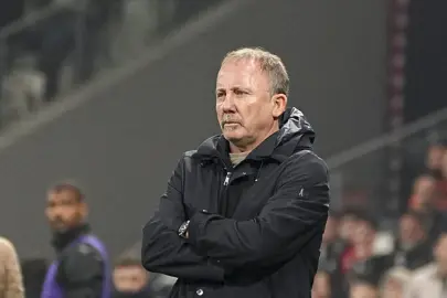 Beşiktaş’ta Sergen Yalçın’dan uzatma tepkisi! ‘O kaleci nereli’