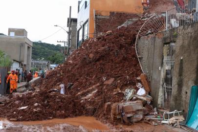 Brezilya'da meydana gelen sellerde ölenlerin sayısı 68'e yükseldi