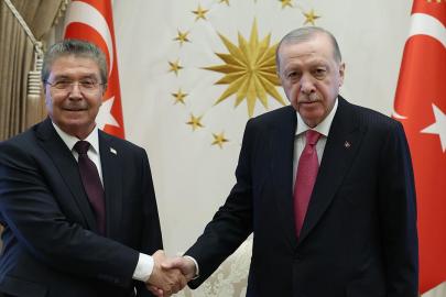 Cumhurbaşkanı Erdoğan, KKTC Başbakanı Üstel'i kabul etti