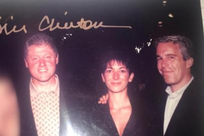 Eski ABD Başkanı Clinton'ın Epstein soruşturması kapsamında Kongre üyelerince ifadesi alınıyor