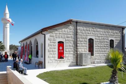 Hatay'da yeniden inşa edilen Fatikli Camii ibadete açıldı