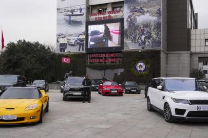 İstanbul'da lüks otomobil kaçakçılığı operasyonu: 14 gözaltı