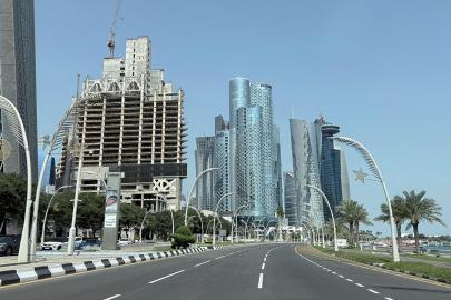 Katar, ülke karasularındaki tüm denizcilik faaliyetlerini geçici olarak durdurdu