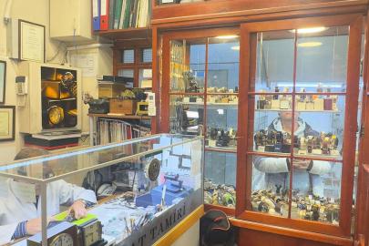 Lüks saatlerin tamir merkezi: İstanbul