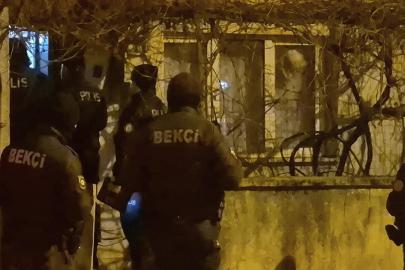 Pencereden eve giren genç ekipleri alarma geçirdi