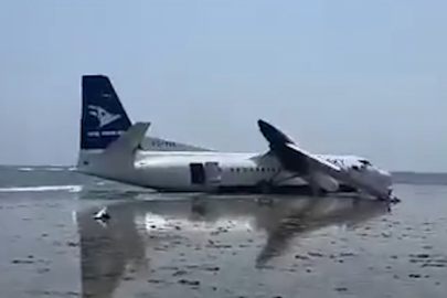 Somali'de yolcu uçağı pistten çıktı, kanadı koptu. Ölen ya da yaralanan yok