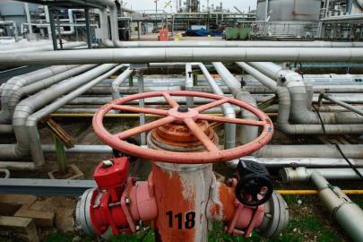 ABDİsrail'in İran'a yönelik saldırıları sonrası petrol ve gaz fiyatları sert yükseldi