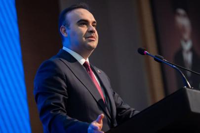 Bakan Kacır: Savunma sanayiine 456 milyar lira yatırımın önünü açtık