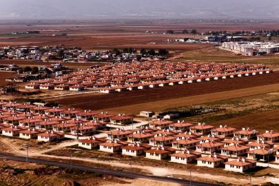 Bakan Kurum, Hatay'daki Türkiye'nin ilk kırsal uydu kendini paylaştı