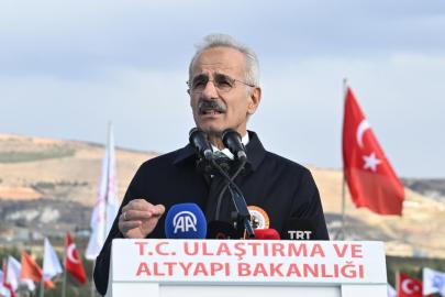 Bakan Uraloğlu: Cumhurbaşkanımızın liderliğinde kalıcı barış için çalışmaya devam edeceğiz