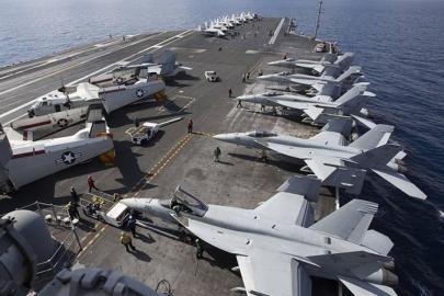 CENTCOM, İran'ın ABD uçak gemisini vurduğu iddiasını yalanladı