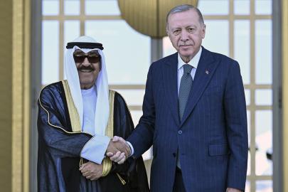 Cumhurbaşkanı Erdoğan Kuveyt Emiri ile görüştü