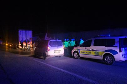 Erzincan'da otobüs yoldan çıktı