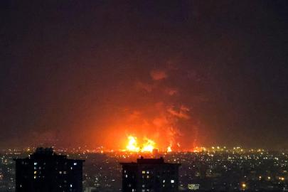 İranın Tahran, Tebriz ve Kum kentlerinde patlama sesleri duyuldu