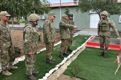 Kara Kuvvetleri Komutanı Tokel, KKTCde