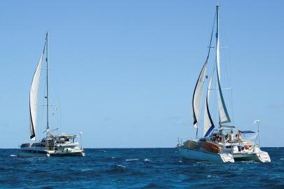 Küba'ya insani yardım götüren iki sivil tekne kayboldu