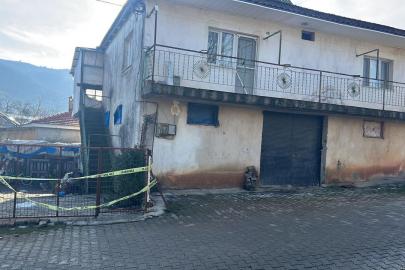 Manisa'da bir kişi karısını ve 3 yakınını öldürdü