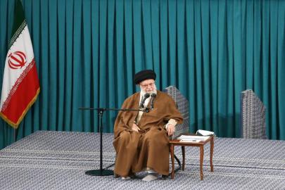 Portre: Ayetullah Ali Hamaney kimdir?