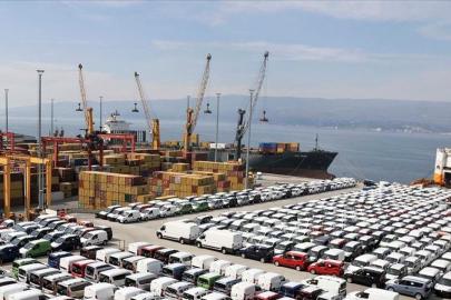 Sakarya'da üretilen her 10 araçtan 6'sı ihraç edildi