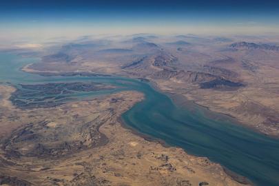 ABD'nin Hark Adası'nda petrol tesislerini değil, askeri noktaları hedef aldığı iddia edildi