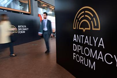 Gençler diplomasi deneyimi kazandıkları ADF'den mutlu ayrıldı