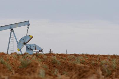 Hürmüz Boğazı'nda artan gerilim petrolü 100 doların üzerine taşıdı