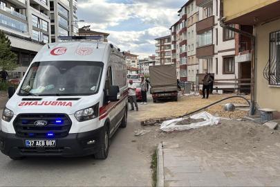 İnşaattan üzerine mutfak tüpü düşen işçi hayatını kaybetti