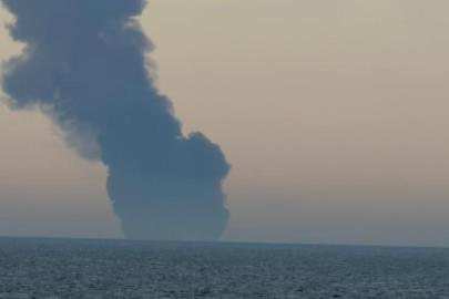 İran, Umman Denizi'nde bir konteyner gemisini hedef aldı