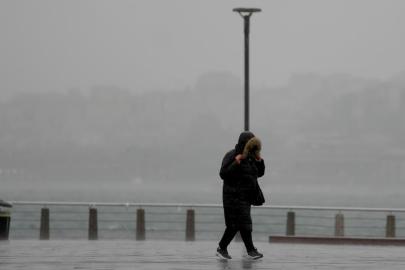 İstanbul'da yarın akşamdan itibaren sağanak bekleniyor