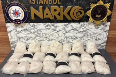 Kargoyla gönderilen buzdolabında 28 kilo uyuşturucu ele geçirildi