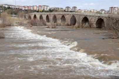 Kızılırmak'ın debisi son 10 yılın zirvesinde