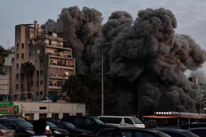 Lübnan ordusu, İsrail saldırıları nedeniyle güneye dönüşte acele edilmemesi konusunda aileleri uyardı