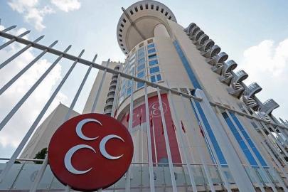 MHP, İstanbul il ve ilçe teşkilatlarını feshetti
