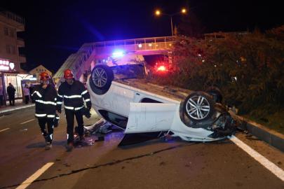 Nevşehir'de köpeğe çarpmamak için manevra yapan otomobil devrildi