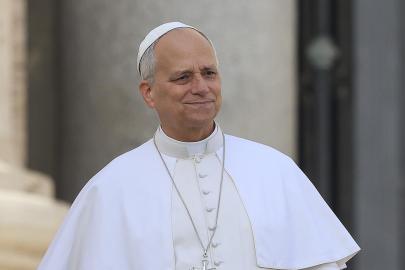 Papa'dan Trump'a zorba cevabı: Milyarlarca dolar savaşa harcanıyor