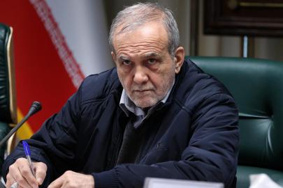 Pezeşkiyan: ABD maksimalist yaklaşımdan vazgeçerse anlaşmanın yolları bulunacaktır