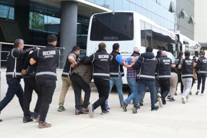 Bursa'da tefecilik ve yağma operasyonunda 11 kişi tutuklandı