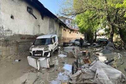 Havza'da selin ardından temizlik çalışmaları devam ediyor