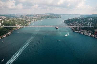 İstanbul Boğazı'nda gemi trafiği çift yönlü kapatıldı