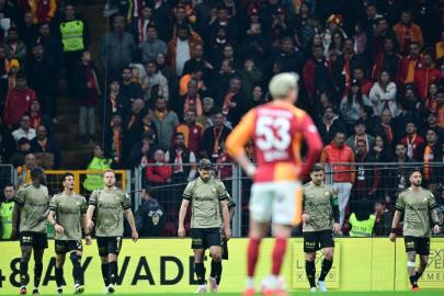 Kocaelispor ile berabere kalan Galatasaray, şampiyonluk yarışında yara aldı