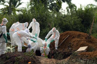 Kongo Demokratik Cumhuriyeti'nde Ebola tedavi merkezi ateşe verildi