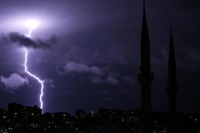 Şanlıurfa'da yıldırım can aldı