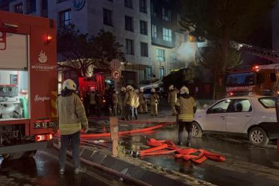 Şişli'de iş yerinde çıkıp dış cepheye sıçrayan yangın söndürüldü