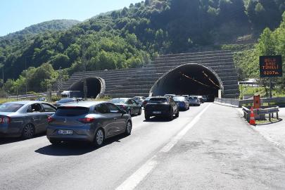 Bolu Dağı Tüneli'nden 11 günde 1 milyondan fazla araç geçti