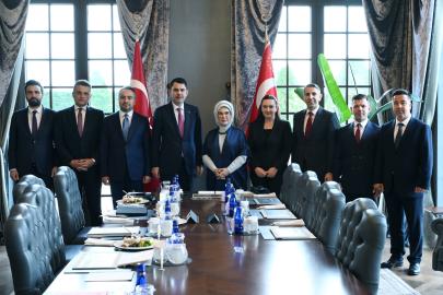 Emine Erdoğan, Çevre, Şehircilik ve İklim Değişikliği Bakanı Kurum ile görüştü