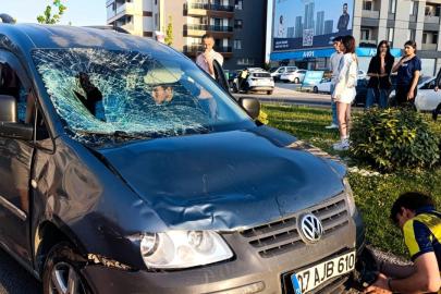 Tekirdağ'da hafif ticari araç elektrikli bisiklette çarptı