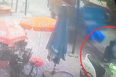 Adana'da feci kaza! Traktörden ayrılan römork 2 kişiye çarptı! Olay anı kamerada