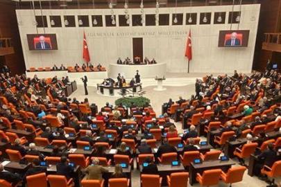 AK Parti heyeti, CHP Grubu ile görüştü